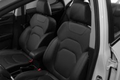 کی ام سی SR3 - صندلیهای عقب