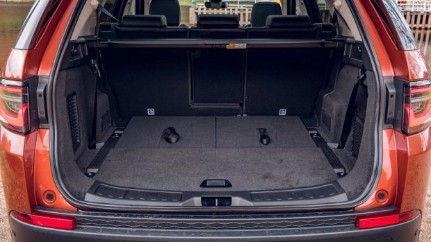 لندروور دیسکاوری اسپرت - صندوق عقب