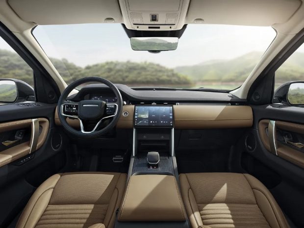 لندروور دیسکاوری اسپرت - فضای کابین