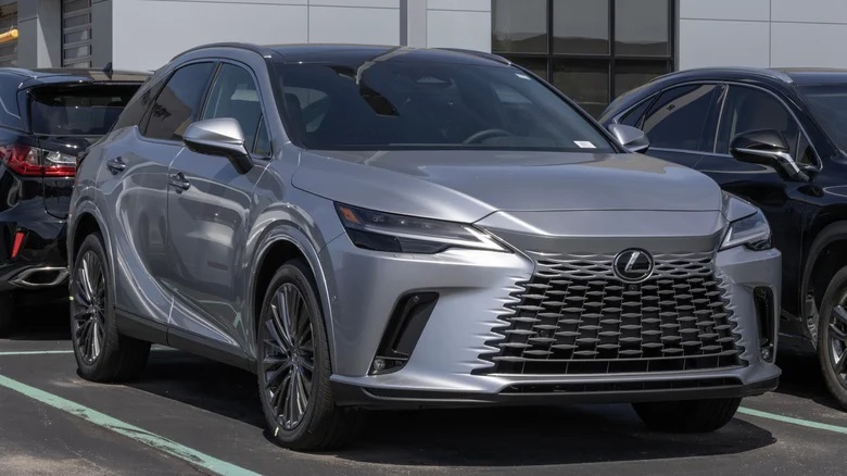 5 شاسی بلند لوکس کارکرده با قیمت 30 هزار دلار