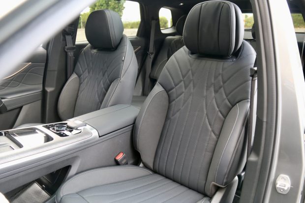 نمای کابین چری جیکو 8