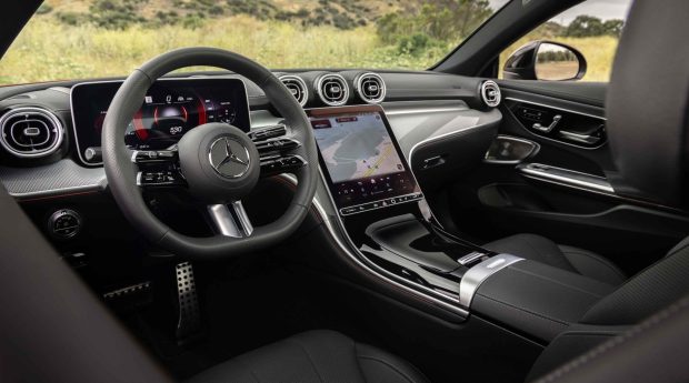 نمای داشبورد مرسدس بنز CLE راسا موتور