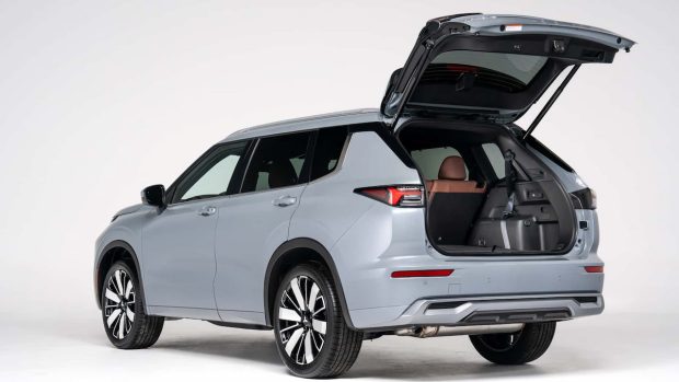 قیمت نجومی میتسوبیشی اوتلندر ۲۰۲۵