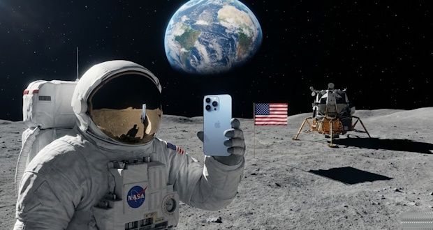 سفر آیفون به ماه