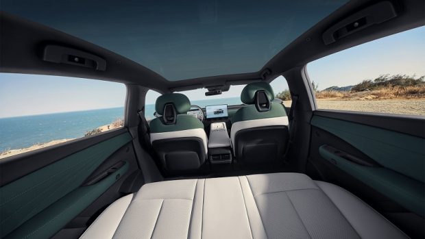 نیسان N7 - فضای کابین