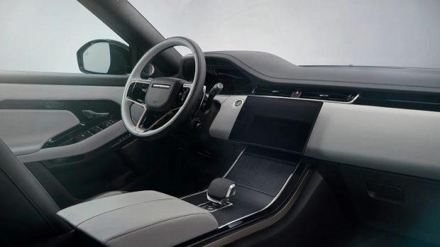 رنجروور ایووک - فضای کابین