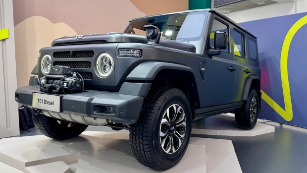 نمای جلو BAW 212 T01