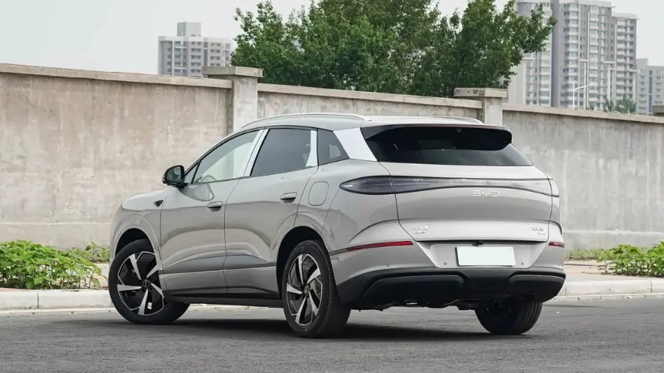 شرایط فروش بی وای دی سیلیون 06