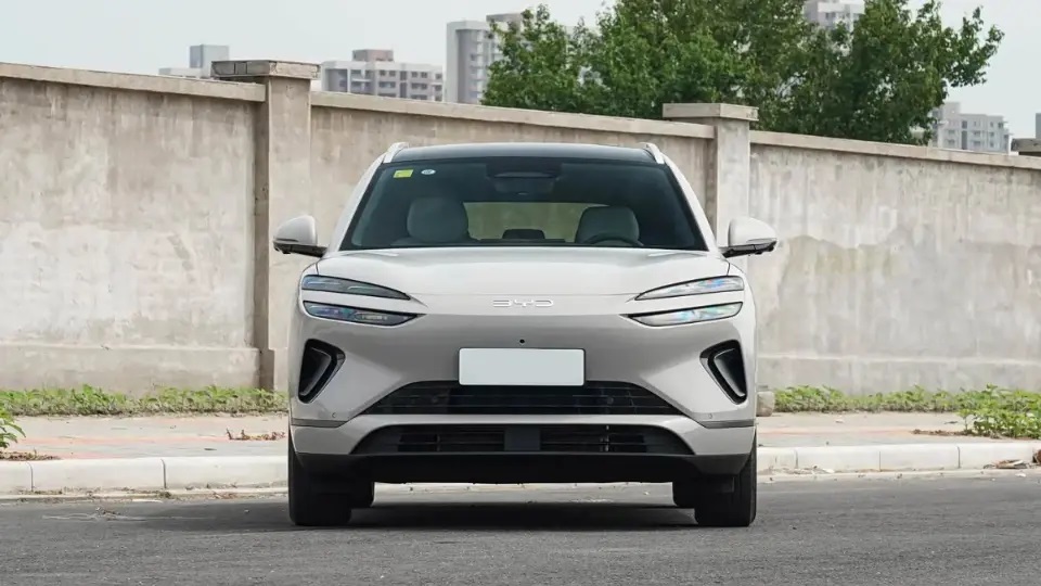 شرایط فروش بی وای دی سیلیون 06