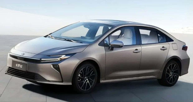 تویوتا کرولا نیوفیس