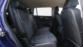 فولکس واگن تایرون L - صندلی های عقب