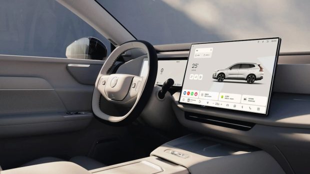 نمای کابین ولوو XC70