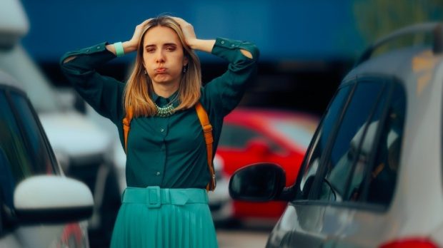 آداب معاشرت در پارکینگ