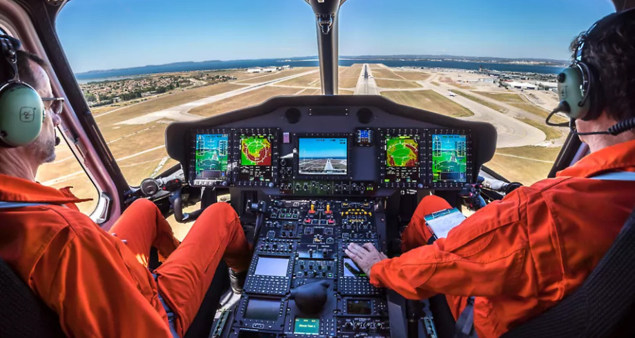 با این فناوری ایرباس، خلبان هلیکوپتر می‌تواند همزمان ارتش پهپادها را هم کنترل کند