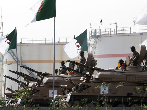 هزینه نظامی