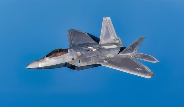 جنگنده F-22