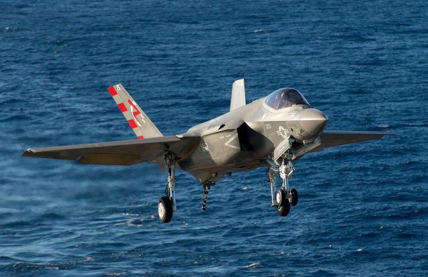 سرنگونی پهپاد ایرانی توسط جنگنده F-35C