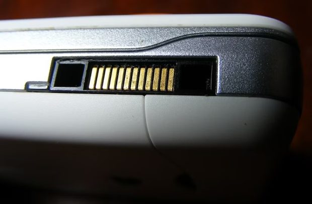 پورت‌های عجیب اولین گوشی‌های اندرویدی