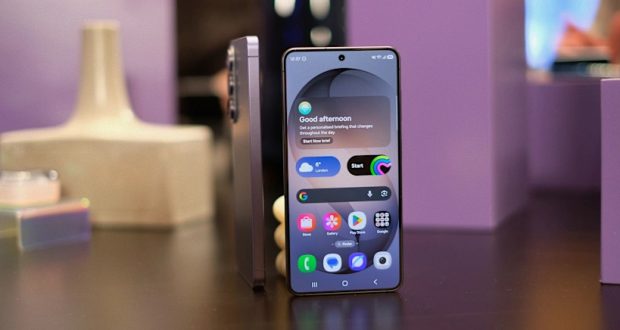 ترجمه زنده گلکسی اس ۲۶