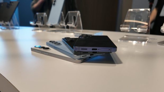 گلکسی اس ۲۶