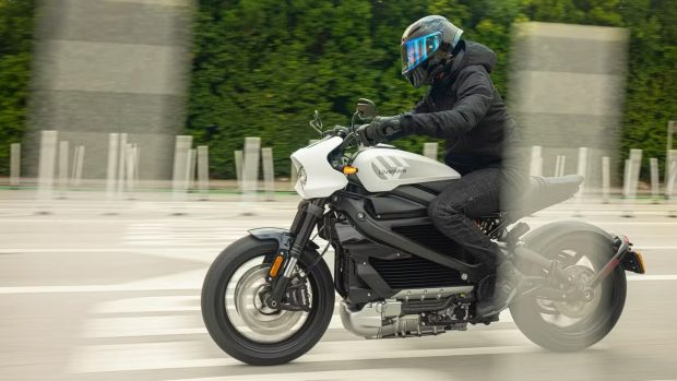 هارلی دیویدسون سریع