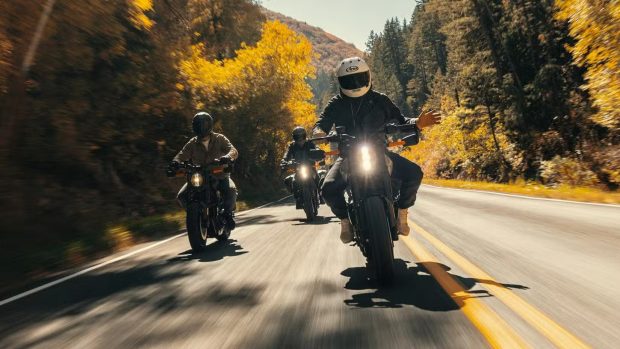 هارلی دیویدسون سریع