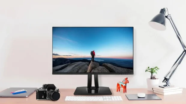 تفاوت نمایشگر OLED و IPS