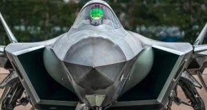 جنگنده‌های پنهان‌کار J-20 چین