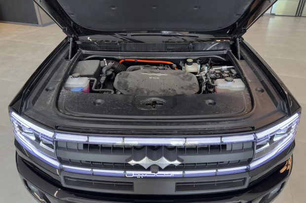 لئوپارد ۵ تیگارد موتور