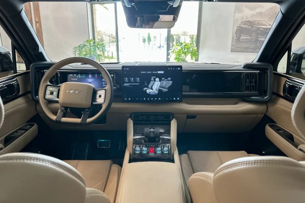 لئوپارد ۵ تیگارد موتور