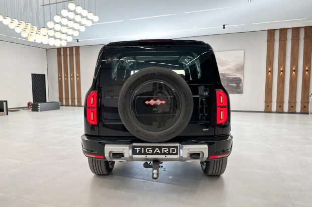 لئوپارد ۵ تیگارد موتور