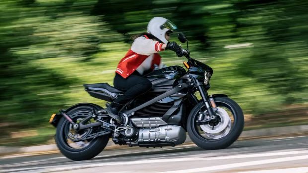 هارلی دیویدسون سریع