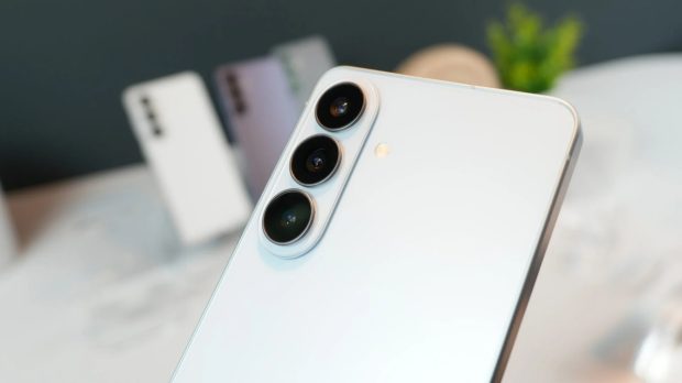 گلکسی اس ۲۶