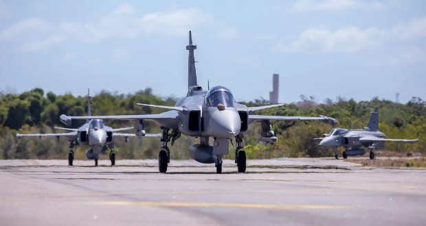 کلمبیا ۱۷ جنگنده پیشرفته گریپن را با قرارداد ۳.۴ میلیارد دلاری به ناوگان خود اضافه می‌کند
