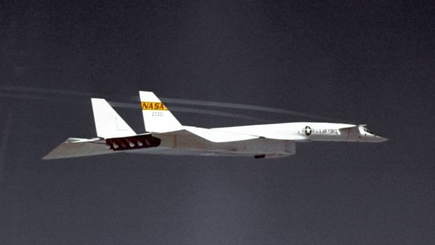 بمب افکن XB-70