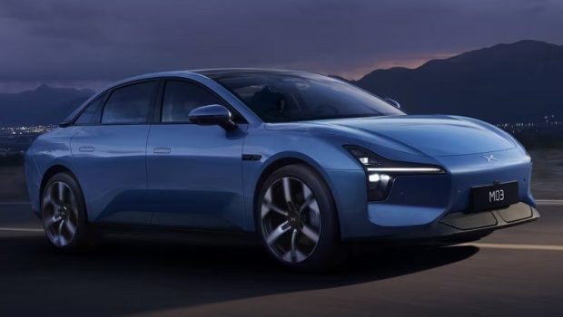 ایکس پنگ MONA M03