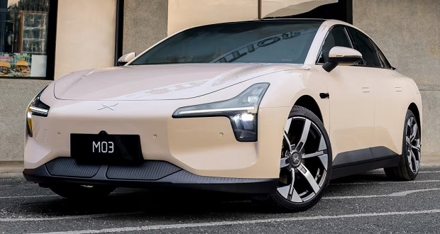 ایکس پنگ MONA M03