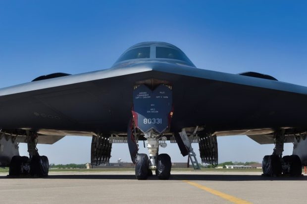 بمب‌افکن B-21 Raider