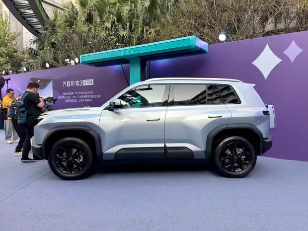 BYD Fang Cheng Bao Ti3