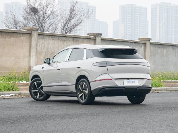 بی وای دی Sealion 06 EV