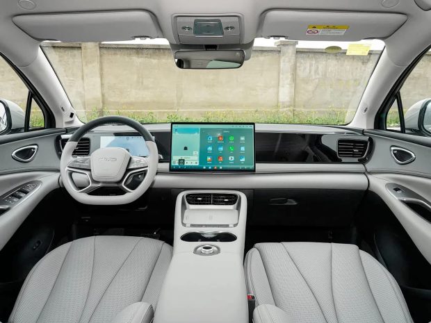 بی وای دی Sealion 06 EV