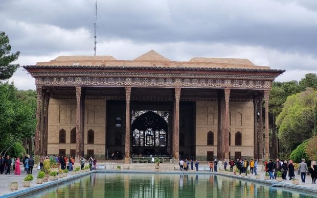 میراث فرهنگی در معرض بمب و موشک