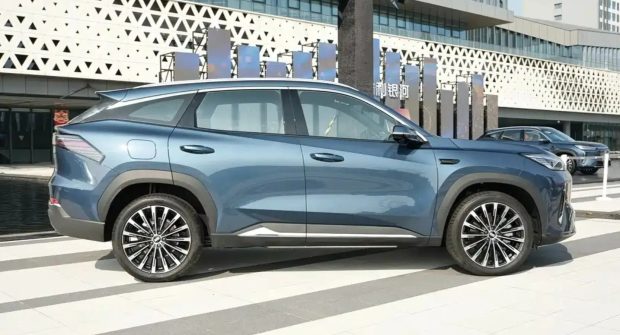 جیلی گلکسی M7 PHEV