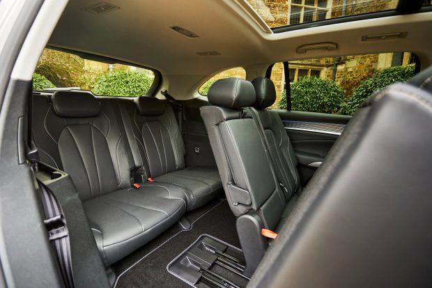 شاسی بلند هیبریدی MGS9