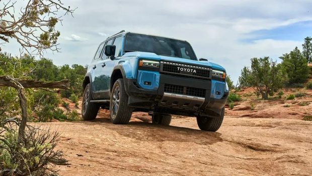 لندکروزر 2027