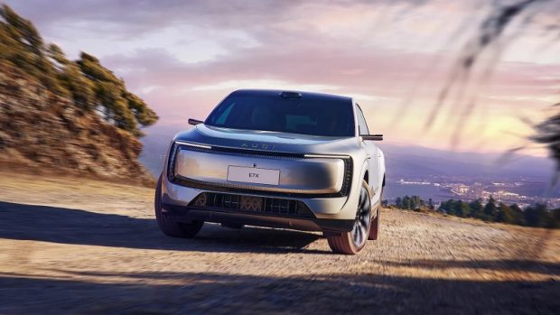 شاسی بلند برقی آئودی E7X