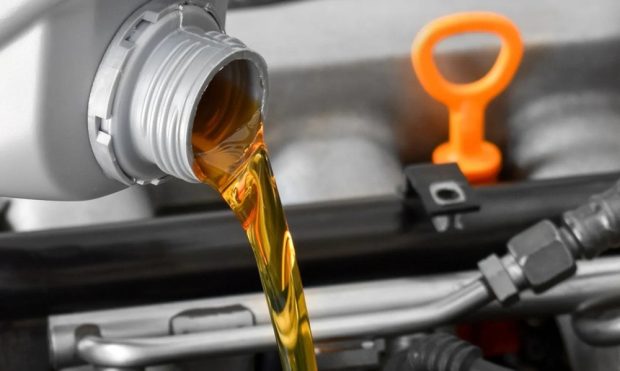 تیره شدن روغن موتور