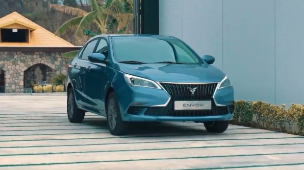 سدان هیبریدی اینوی