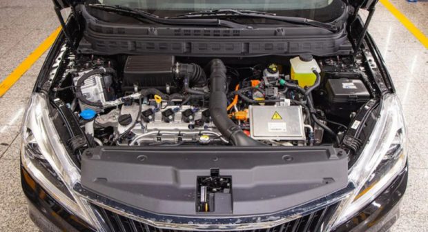 نمای پیشرانه سدان هیبریدی اینوی