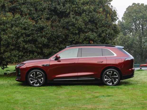 طراحی شاسی‌بلند لوکس چری اکسید EX7